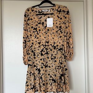 & Other Stories 3/4 Sleeve floral dress NWT